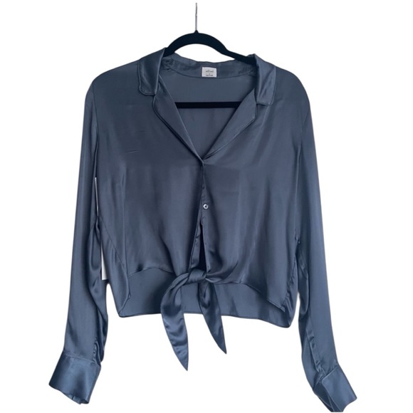 Wilfred by Aritzia Tie-Front Satin Blouse – Granite Blue – Size Small – NWT - Picture 4 of 6